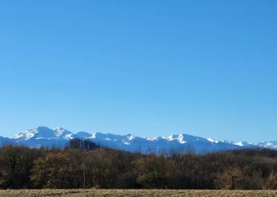 De toppen van de Pyreneeën zijn op zijn mooist als er sneeuw op ligt.